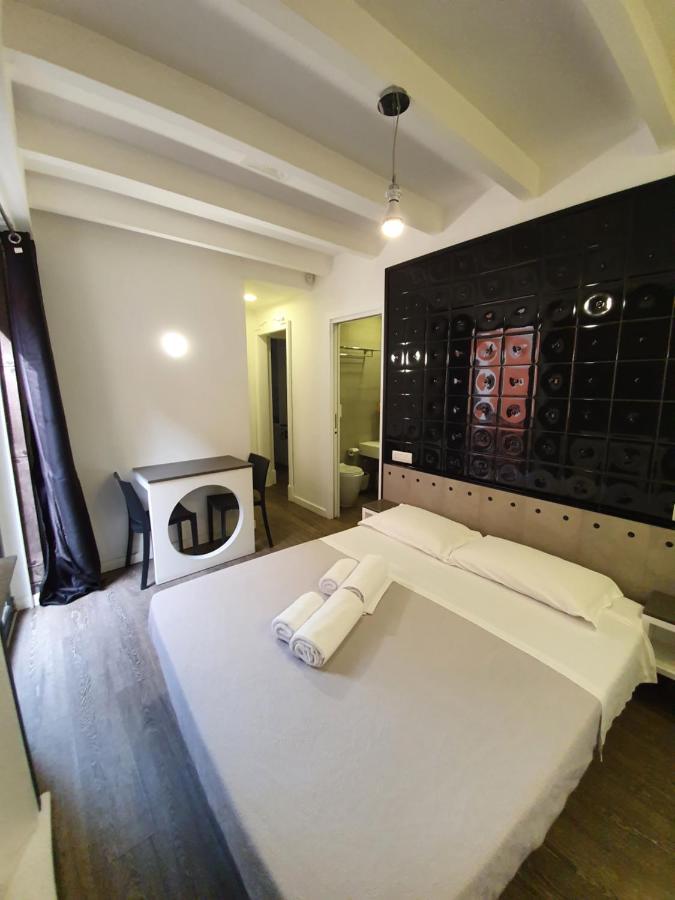 칼리아리 비올라 룸스 B&B 외부 사진